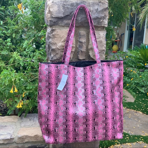 Saks fifth Avenue Pink snakeskin tote - Picture 11 of 16